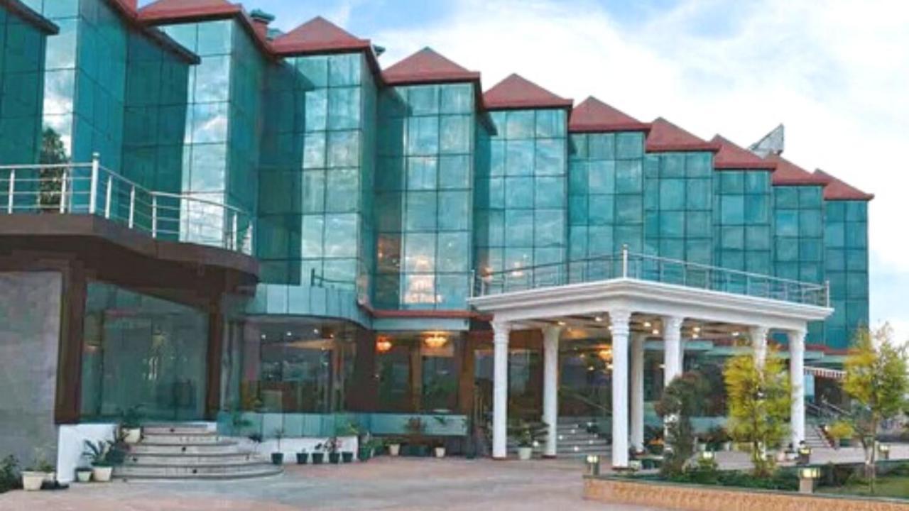 Hotel Padmini Palace Rani Pokhri Екстер'єр фото
