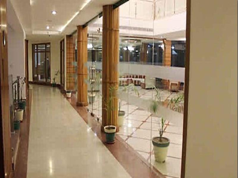 Hotel Padmini Palace Rani Pokhri Екстер'єр фото